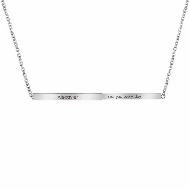 Bar necklace with name engraved