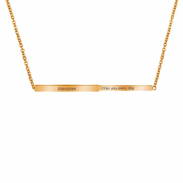 Bar necklace with name engraved